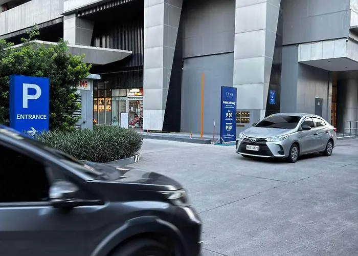 Fame Tower 4 Near Greenfield And Shaw Mrt Apartahotel 3*