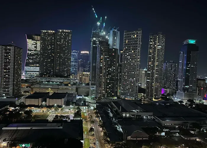 Apartahotel Fame Tower 4 Near Greenfield And Shaw Mrt 3*